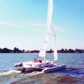 trimaran capsized
