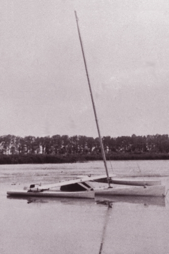 trimaran capsized